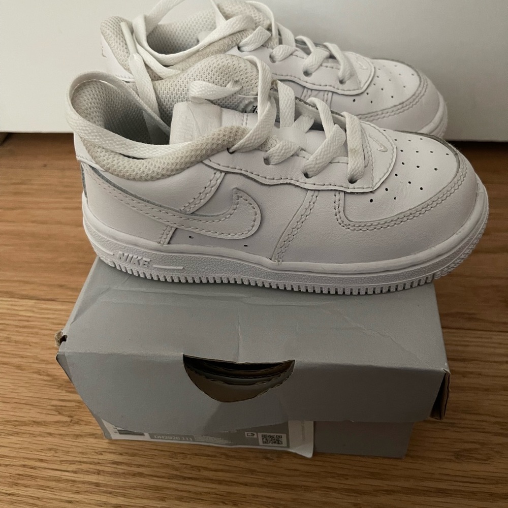 Nike Air Force 1